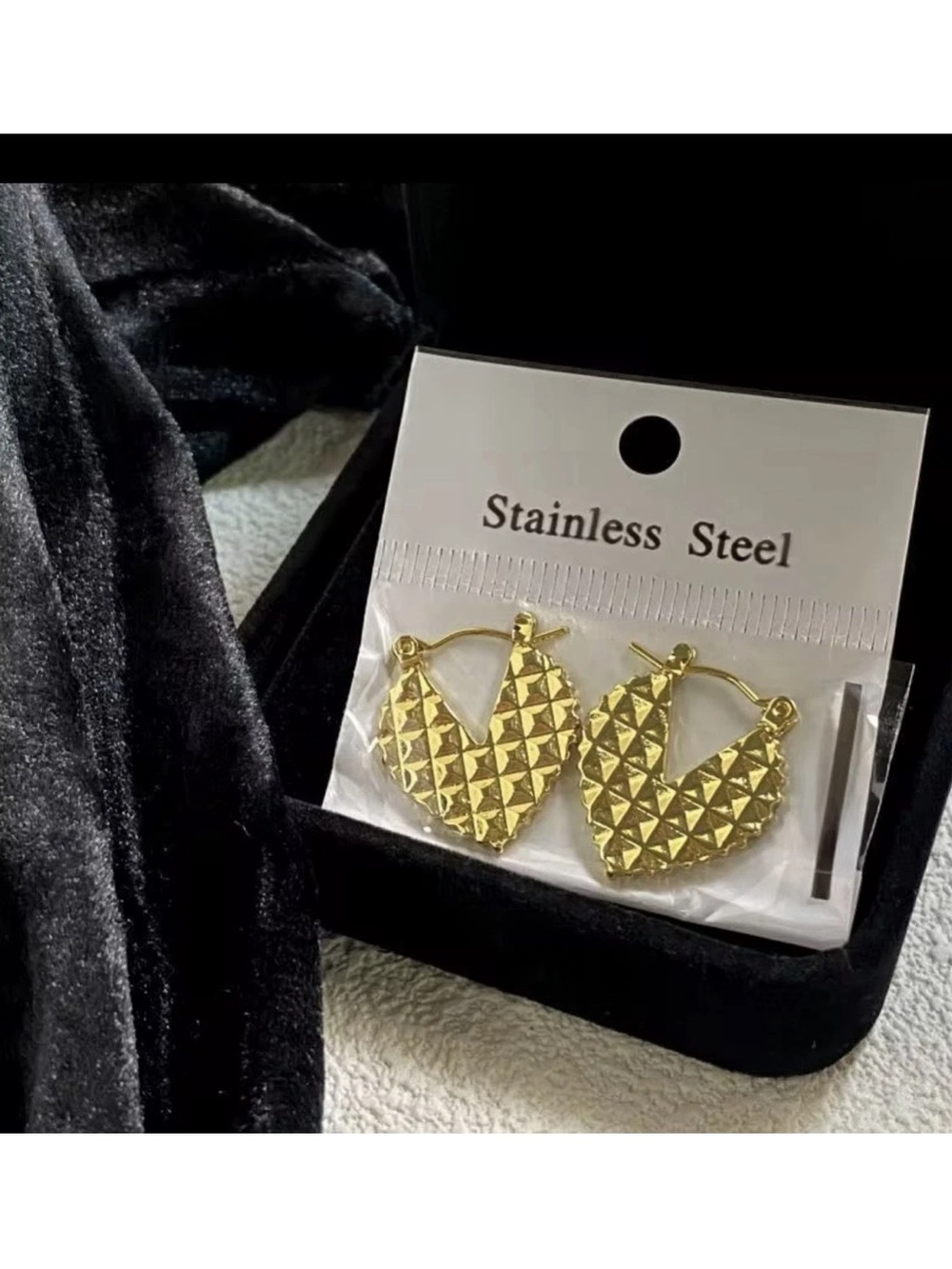 Gold Textured Heart Hoop Earrings -